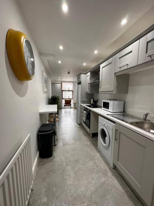 Boutique Style Apartment 贝尔法斯特 外观 照片